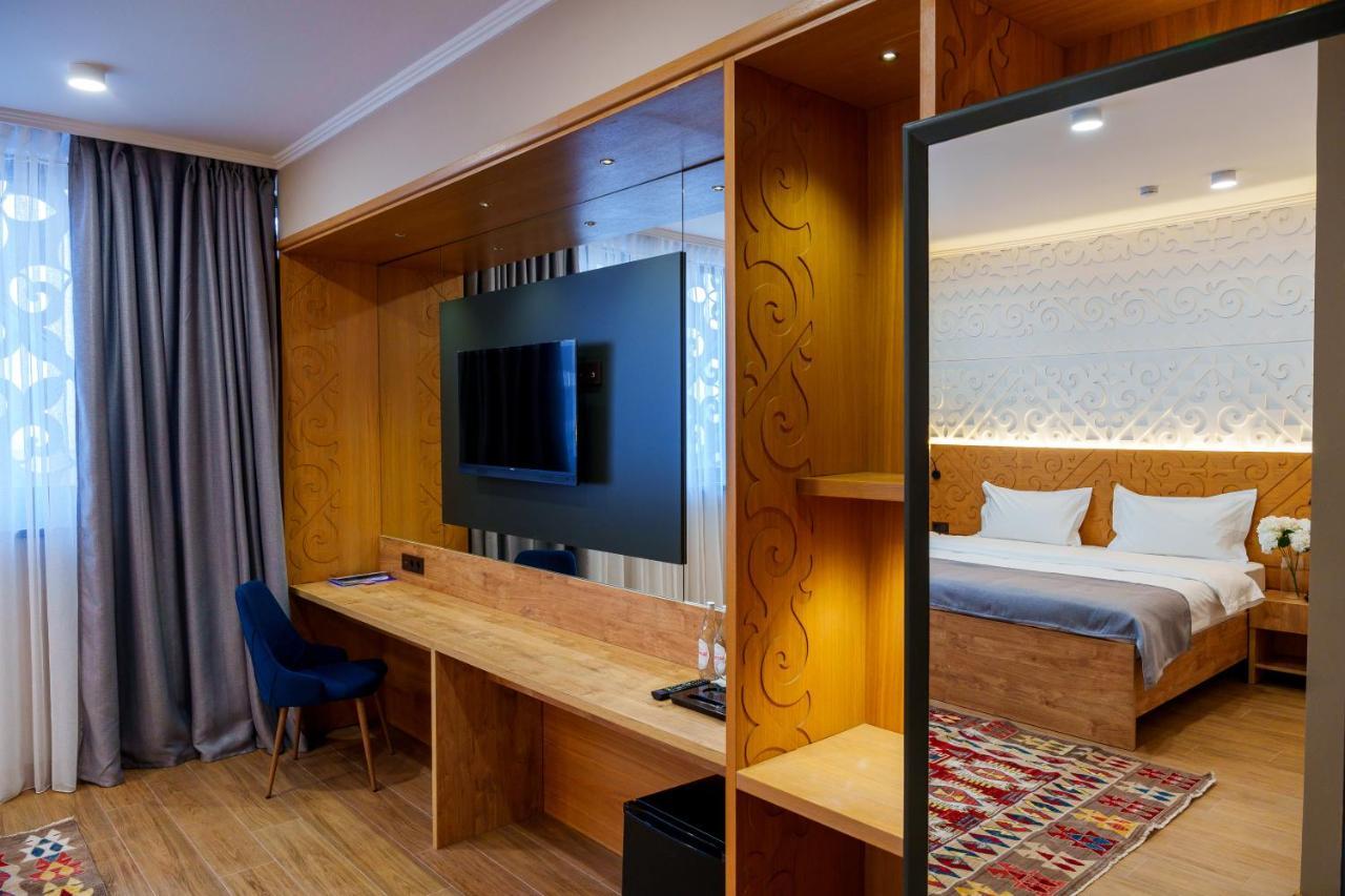 Dami Almaty Hotel Eksteriør billede